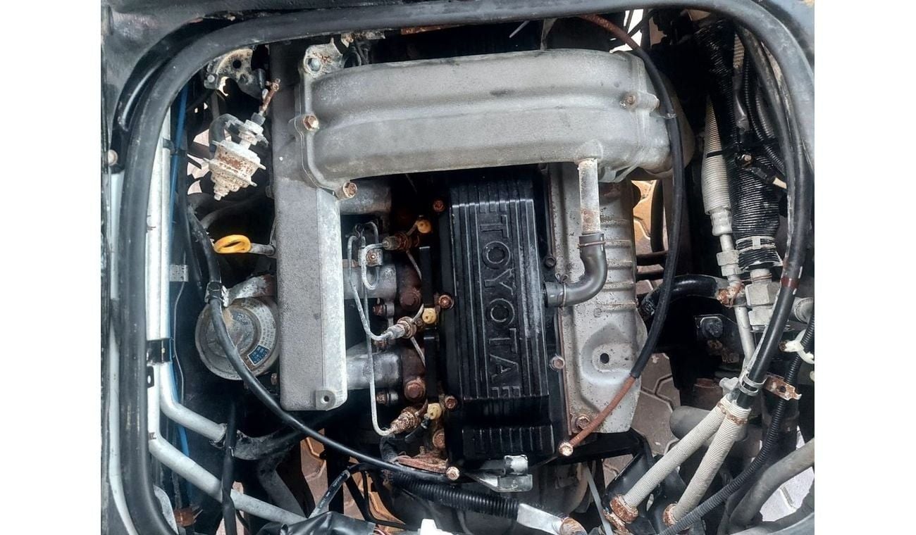 تويوتا كوستر DIESEL 4.2L 23 SEATER MANUAL TRANSMISSION