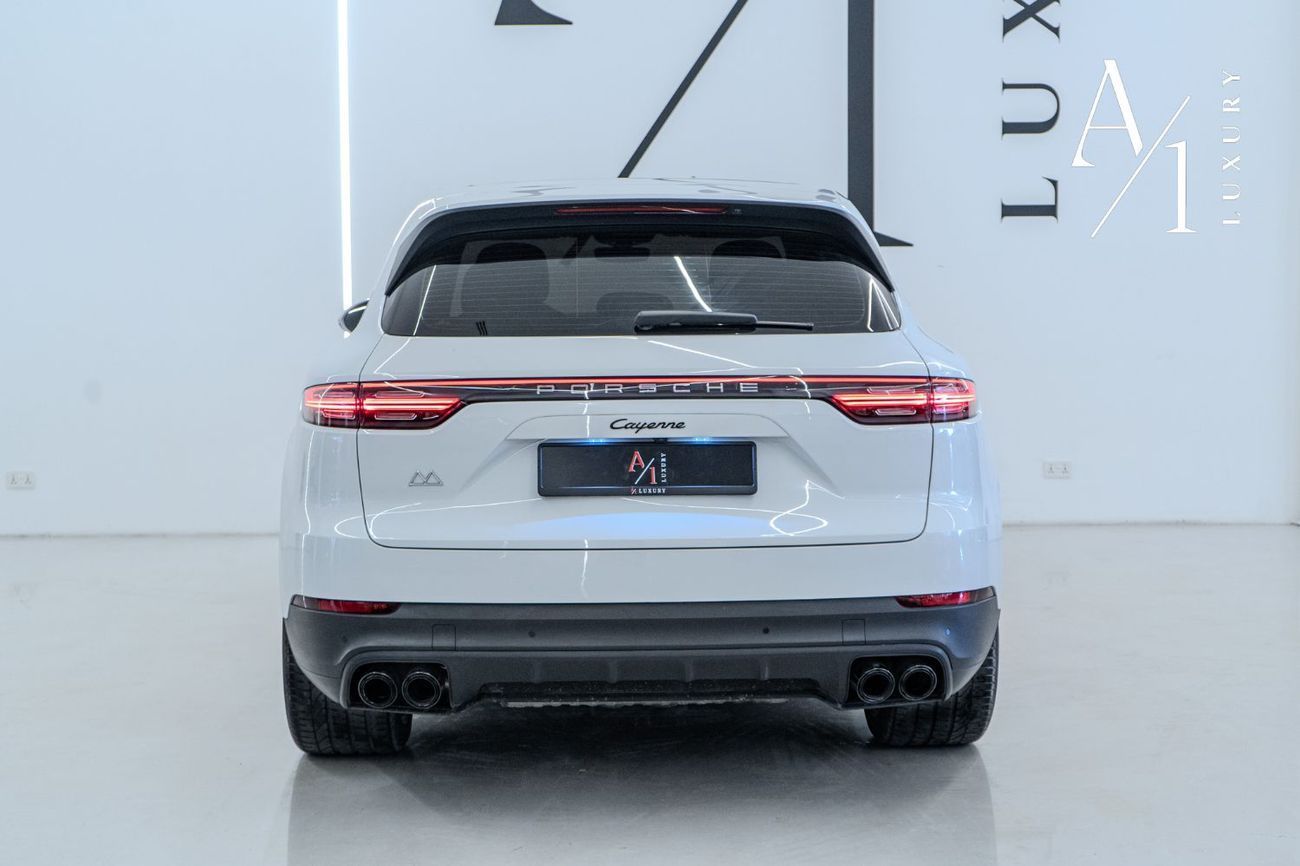Porsche Cayenne Platinum Edition 2022 Porsche Cayenne, Warranty, Full Porsche Service History, GCC