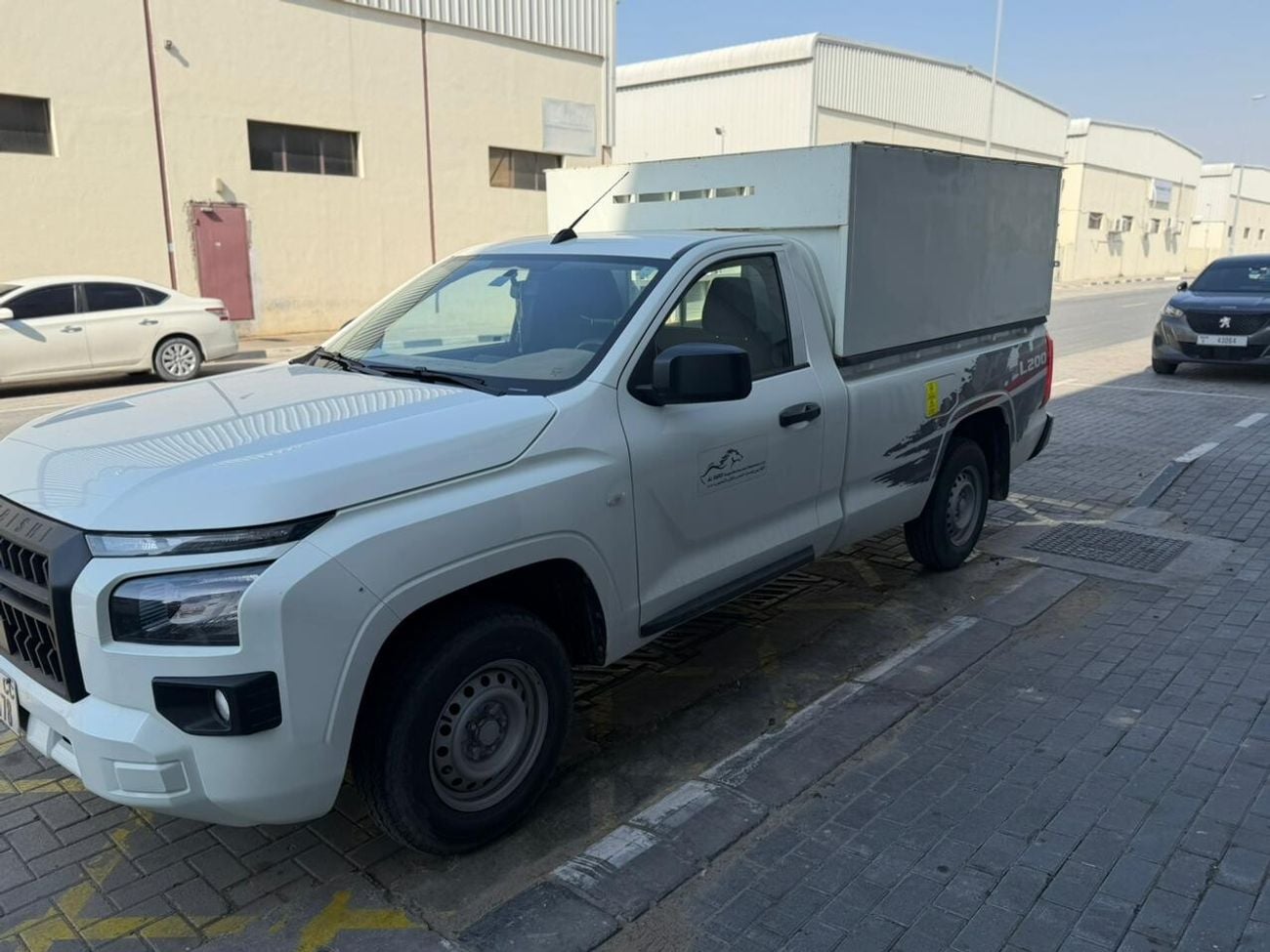 Mitsubishi L200 GL Single Cab Petrol 2.4L