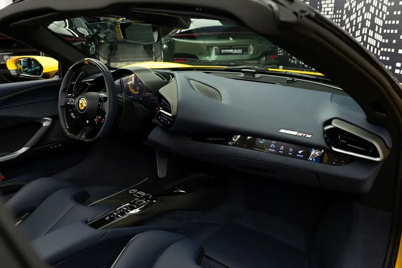 فيراري 296 GTB GTS