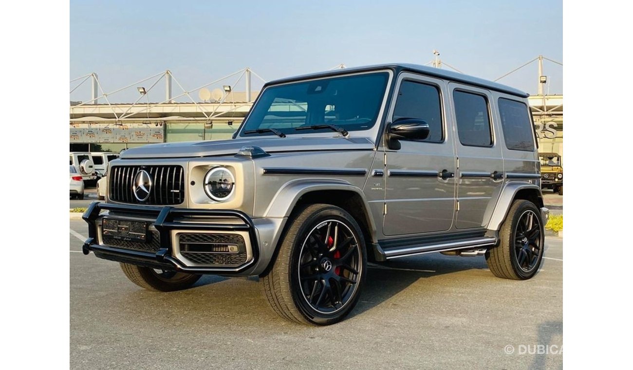 Mercedes-Benz G 63 AMG Rose Gold Gray