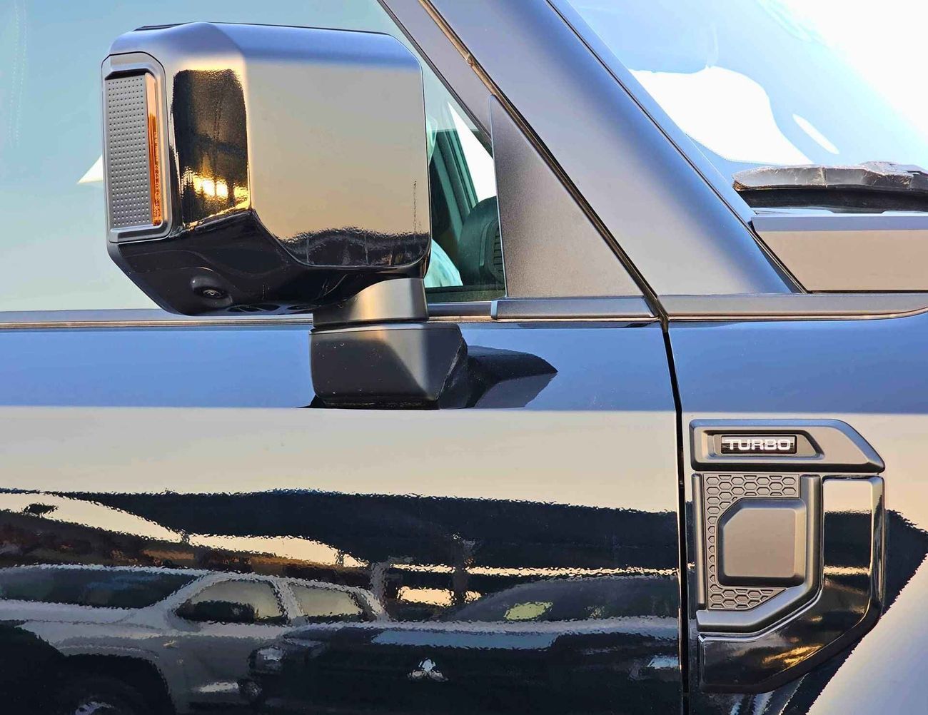 Toyota Prado PLATINUM | 2.8L V4 DIESEL | TOP VARIANT | 360* CAMERA | DIFF LOCK | SUNROOF | HEADUP DISPLAY