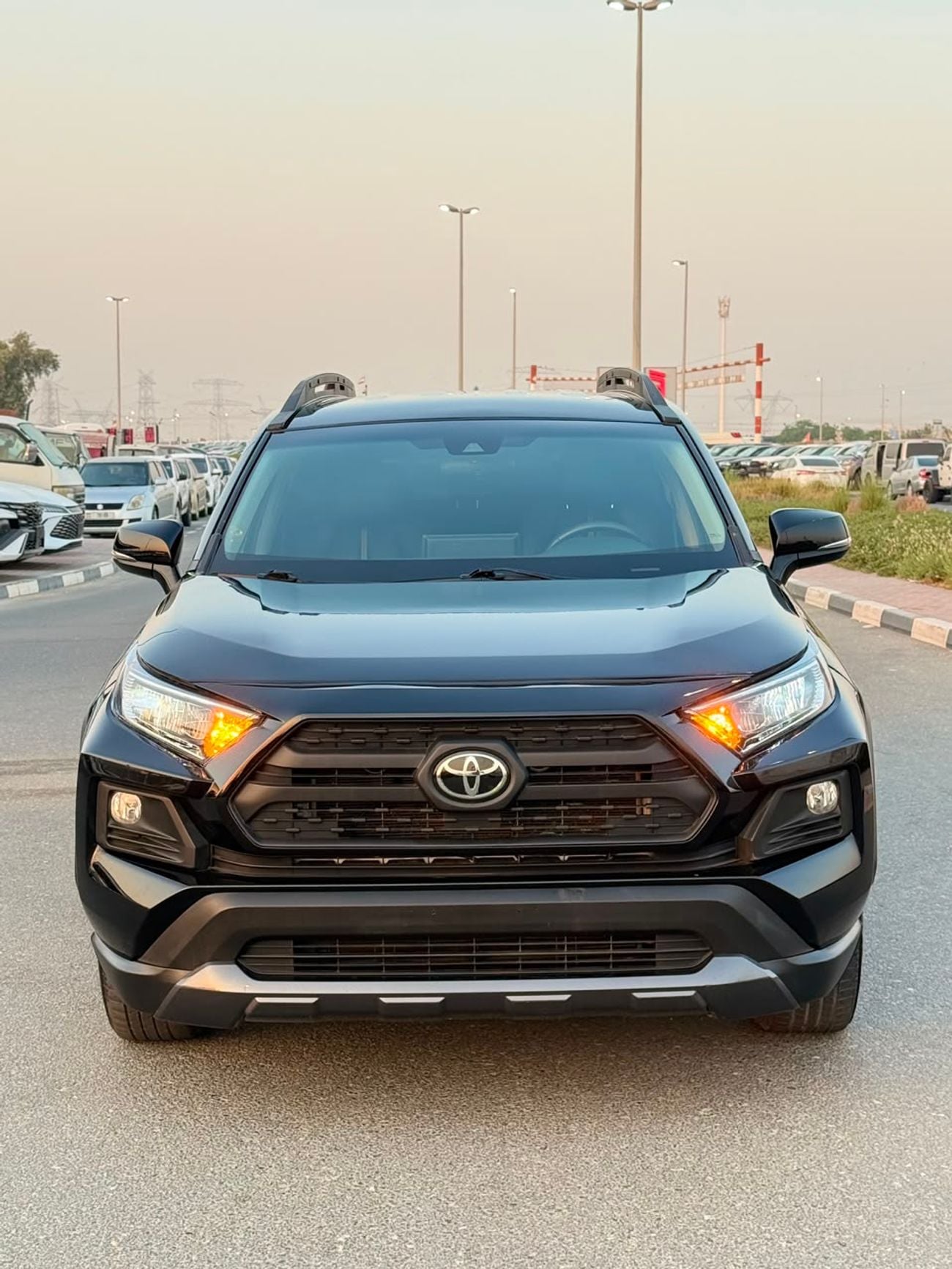 Toyota RAV4 ADVENTURE full option