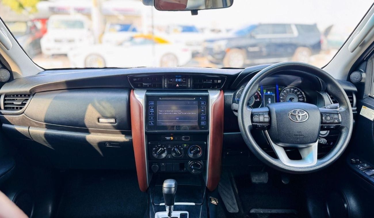 Toyota Fortuner PREMIUM BULL BAR WITH HEAVY FOCUSD LIGHTS | 2.8 DIESEL ENGINE | RHD