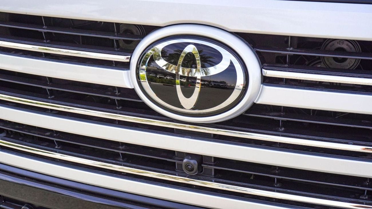 Toyota Land Cruiser TOYOTA LC300 VX-HI 3.5L PETROL 2025 MODEL GCC