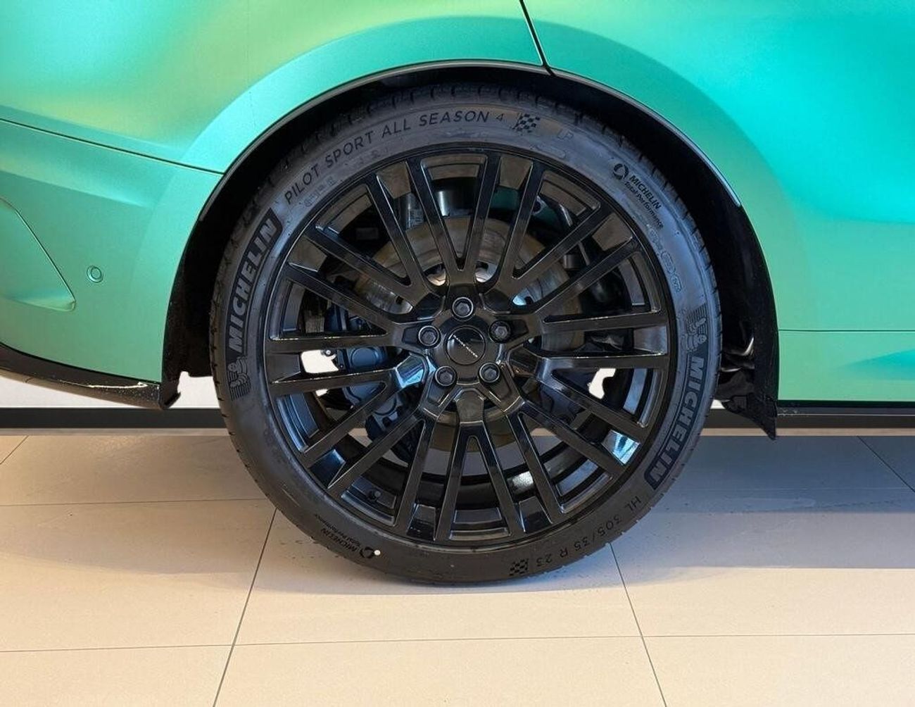 Land Rover Range Rover Sport 4.4P V8 MHEV SV Auto 4WD Euro 6 (s/s) 5dr (EXPORT ONLY) RIGHT HAND DRIVE