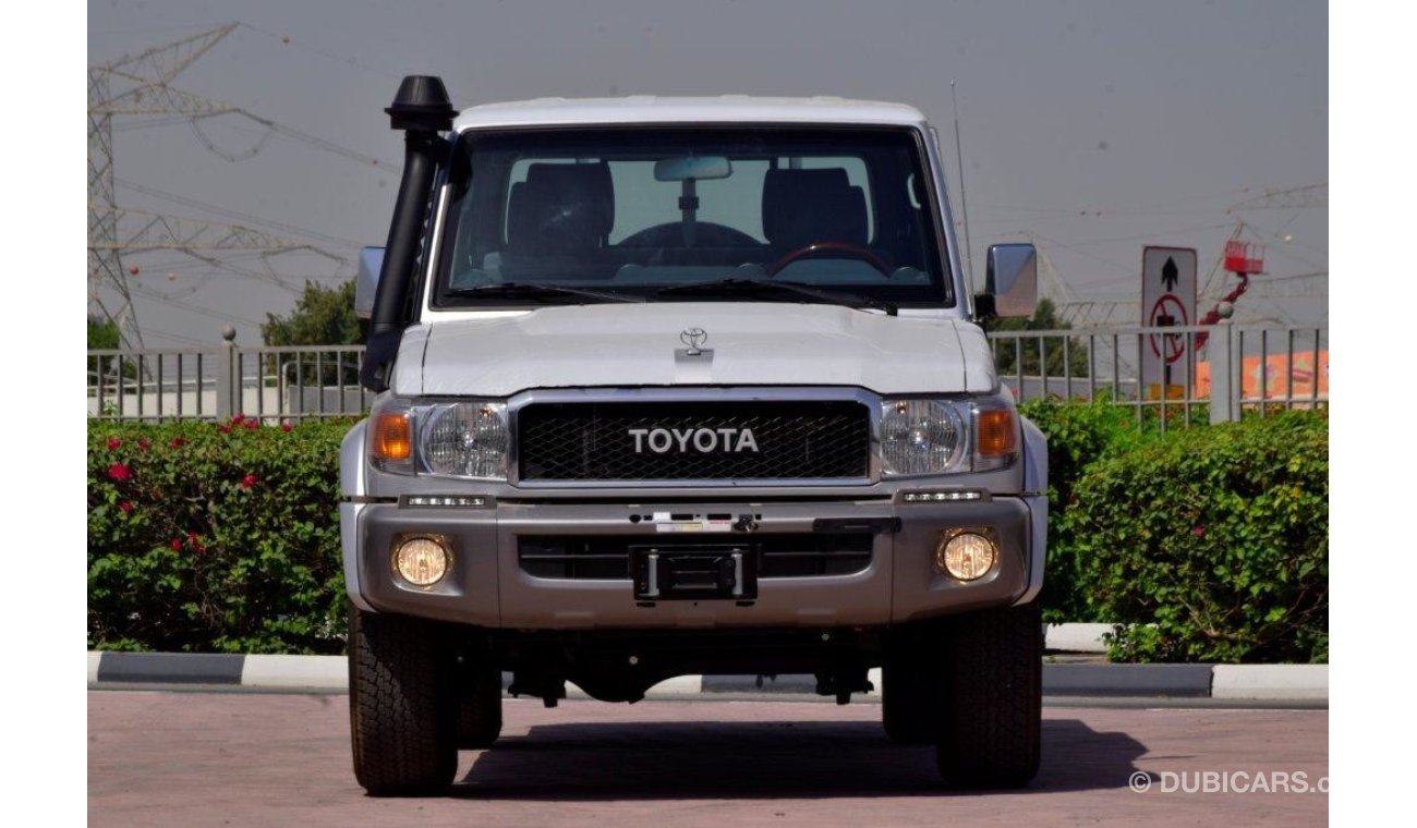 Toyota Land Cruiser Pick Up 79 Double Cab Pickup Limited Lx V6 4.0l Petrol 4wd Manual Transmission