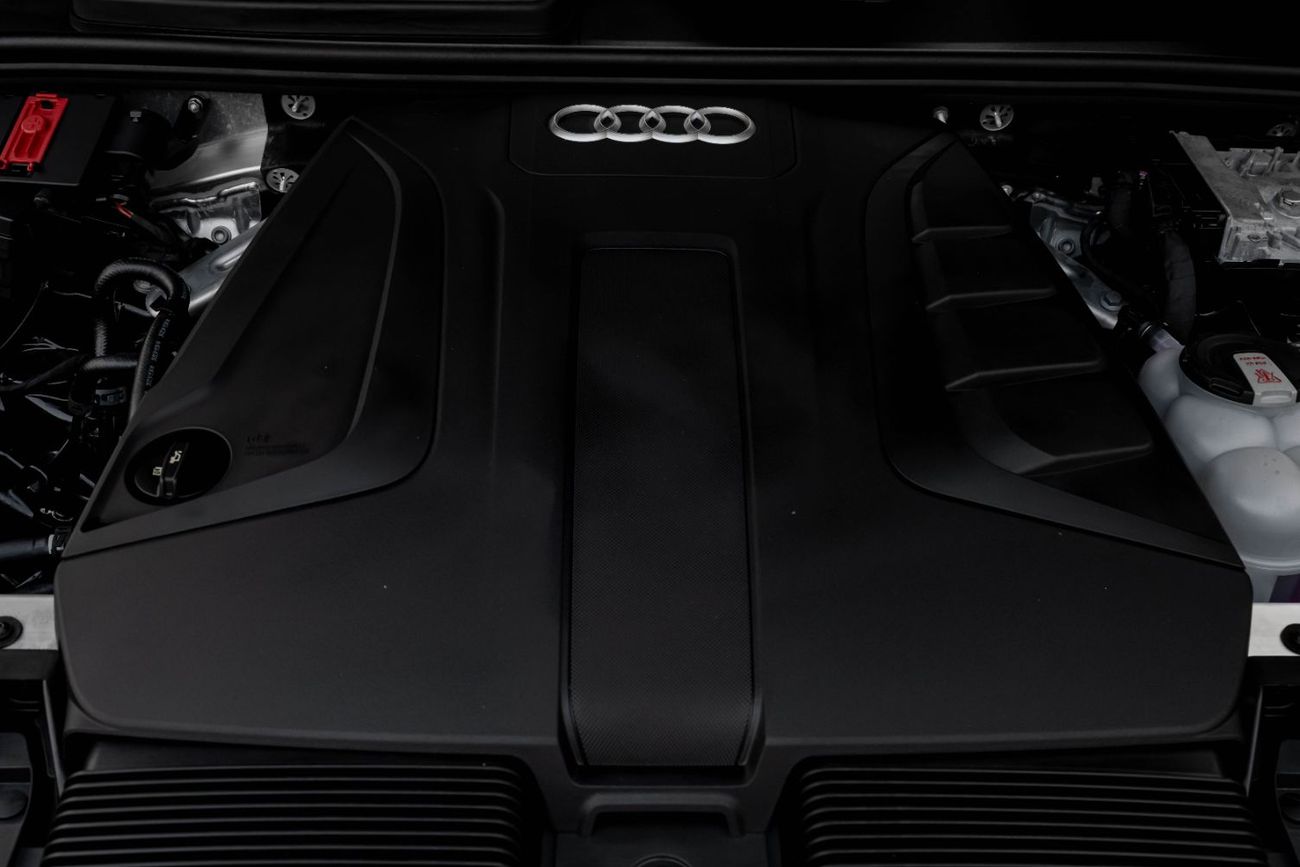 Audi Q7 S-Line | 5,483 P.M  | 0% Downpayment | Agency Warranty!