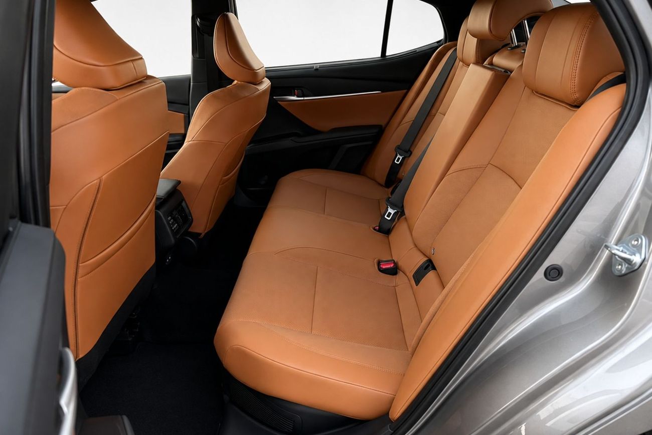 Toyota Camry LIMITED HEV l FOR EXPORT ONLY | Automatic | Brand New