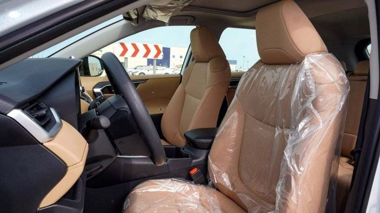 Toyota RAV4 2025 Toyota Rav4 XLE 2.5L AT Petrol AWD (White)