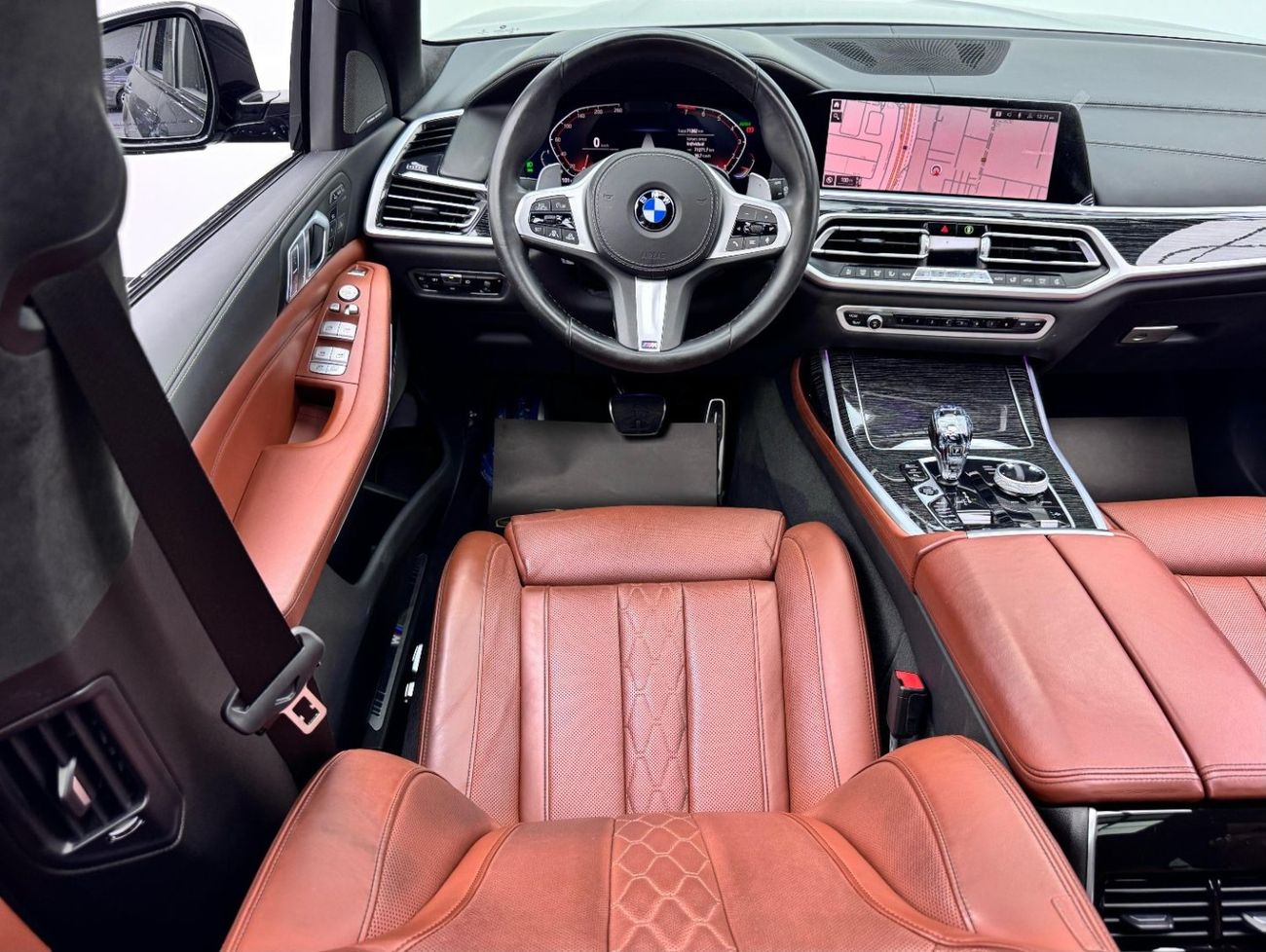 بي أم دبليو X7 40i M Sport Premium 3.0L 2022 BMW X7 xDrive40i M-Sport, 2026 BMW Warranty + Service Pack, Fully Load