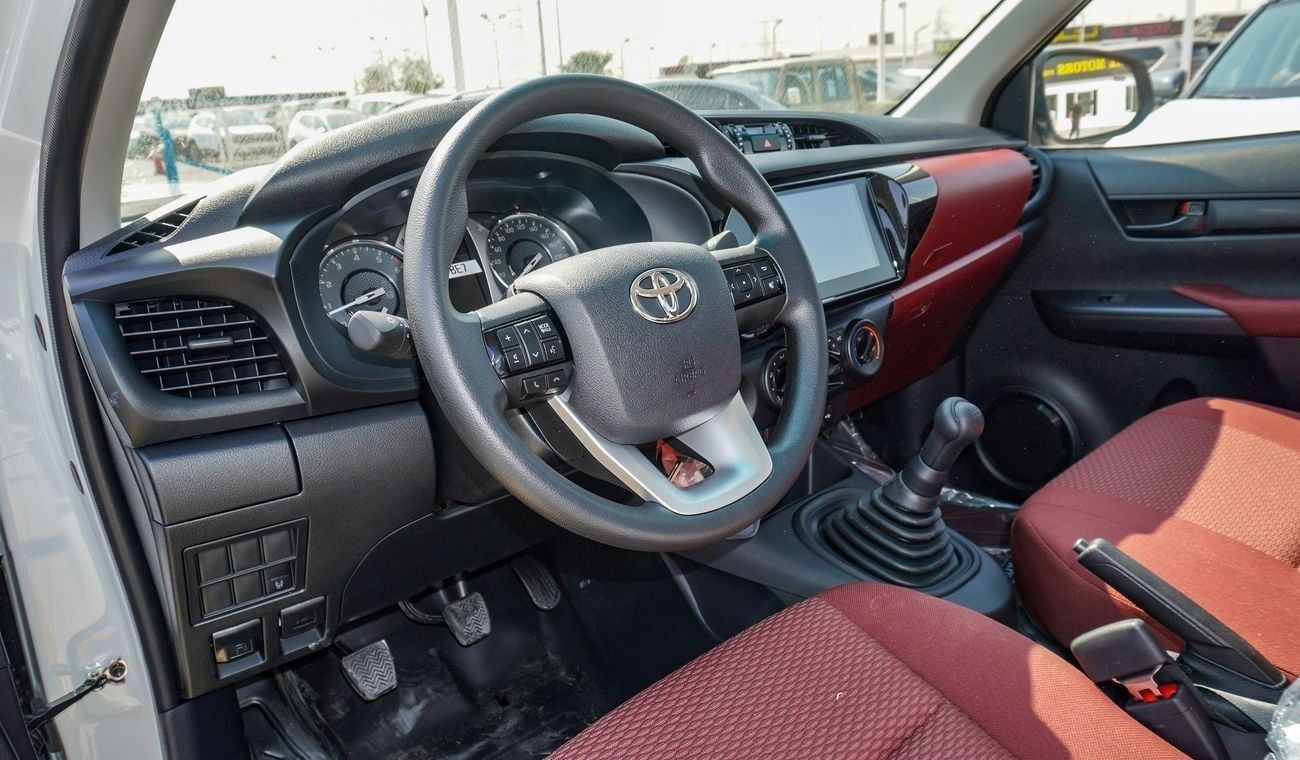 تويوتا هيلوكس GL 2.7L Single Cab Utility