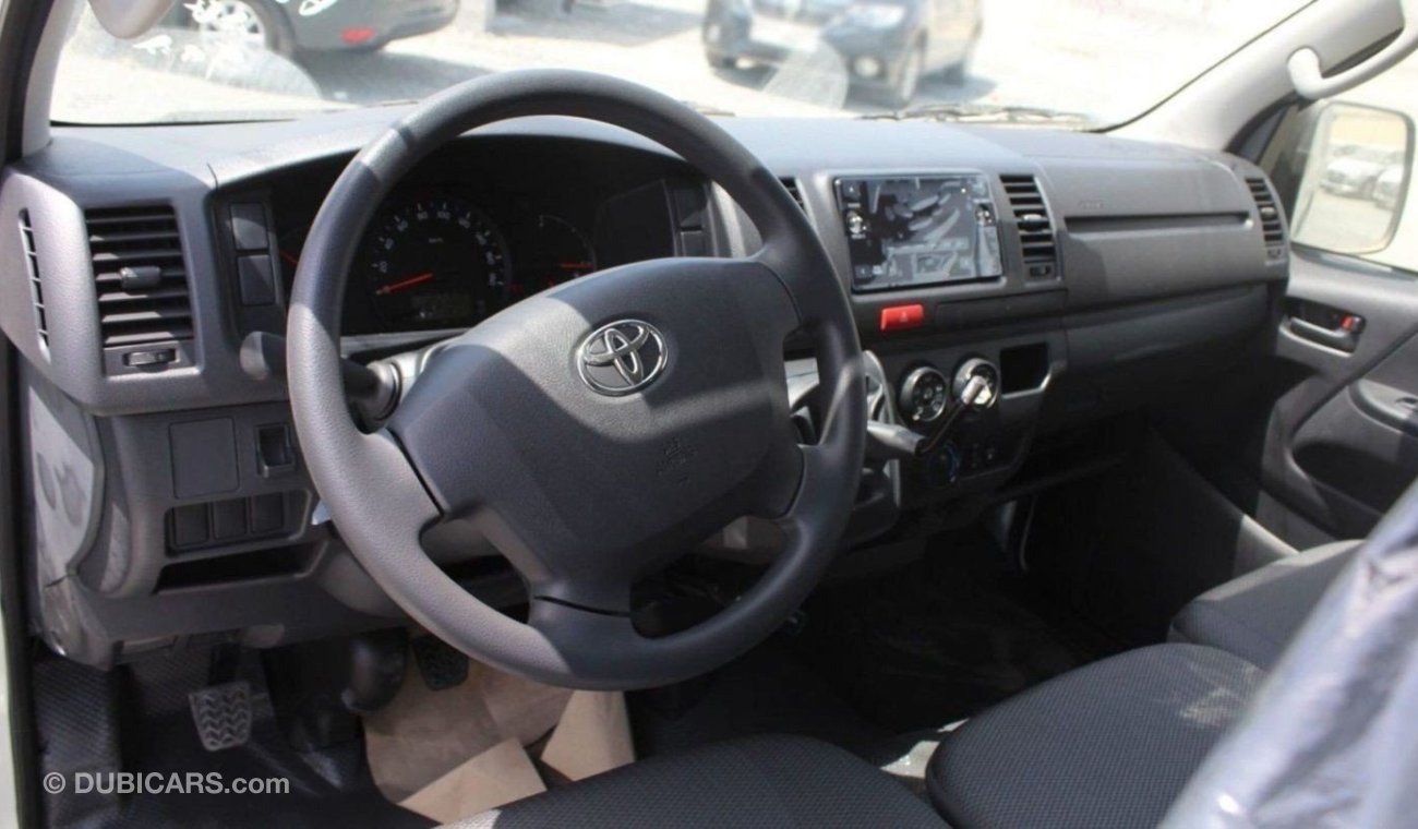 Toyota Hiace toyota hiace 2023 15seat 2.5l v4 diesel manual