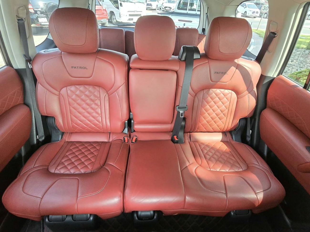 Nissan Patrol SE T2 WITH ORIGINAL AGENCY LEATHER SEATS 2020 GCC SINGLE OWNER WITH AGENCY ROSTAMANI SERVICE HISTORY IN MI