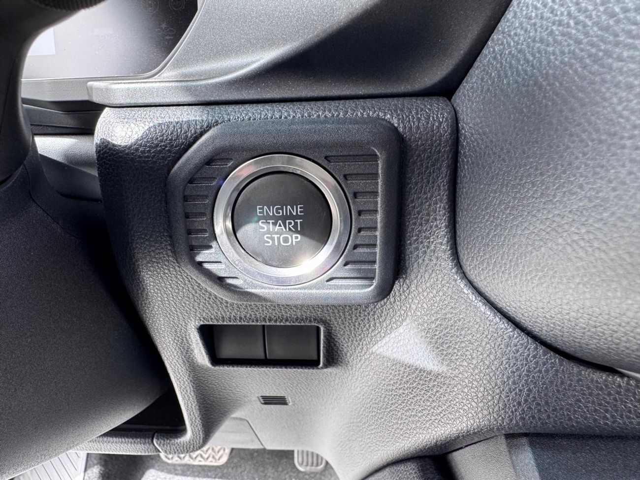 Toyota Prado 2.4L Basic (new shape)