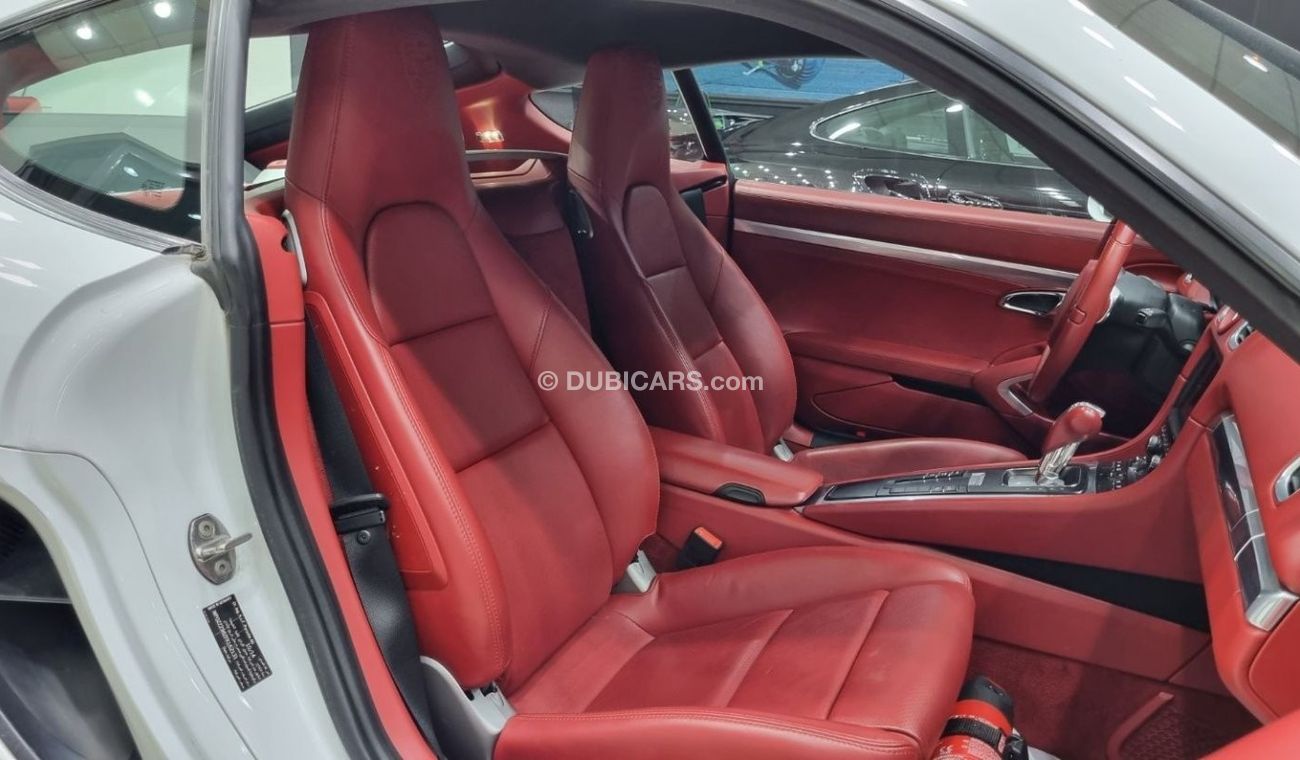 Porsche 718 Cayman Std PORSCHE CAYMAN 2015 GCC IN PERFECT CONDITION FOR 139K AED