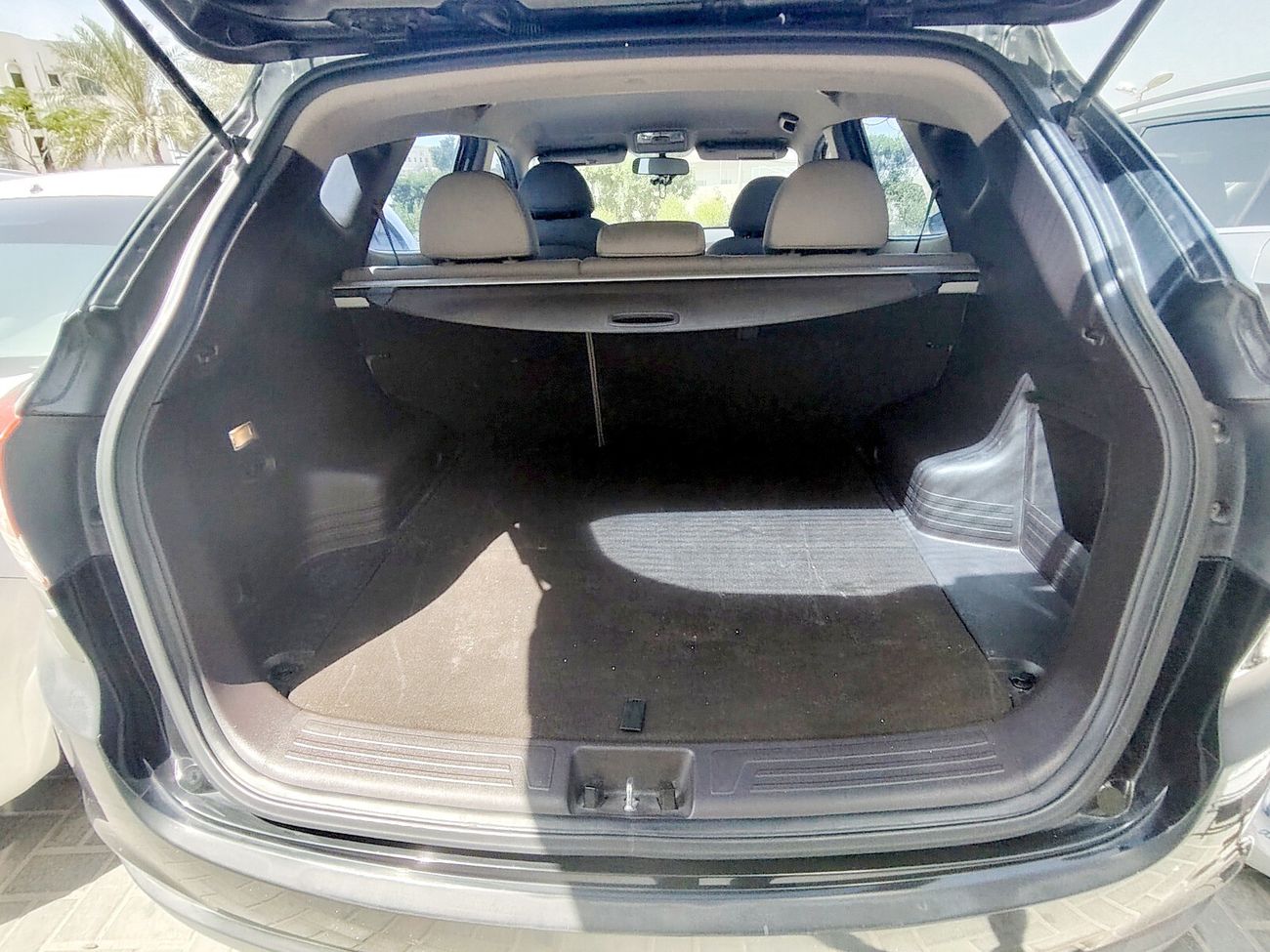 هيونداي توسون 2.0 litre 4-cylinder Engine-FWD