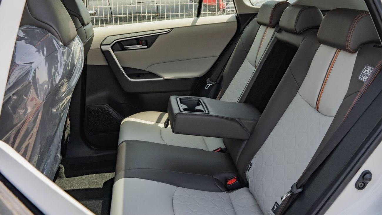 تويوتا راف ٤ 2025 Toyota Rav4 Adventure 2.5L AT Petrol (white)
