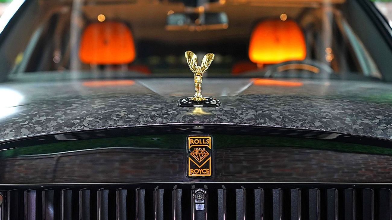 رولز رويس أونيكس كولينان | NEGOTIABLE PRICE | GOLD SPIRIT OF ECSTASY | NEW | 2024 | 563 HP | 3-YR WARRANTY AND SERVICE