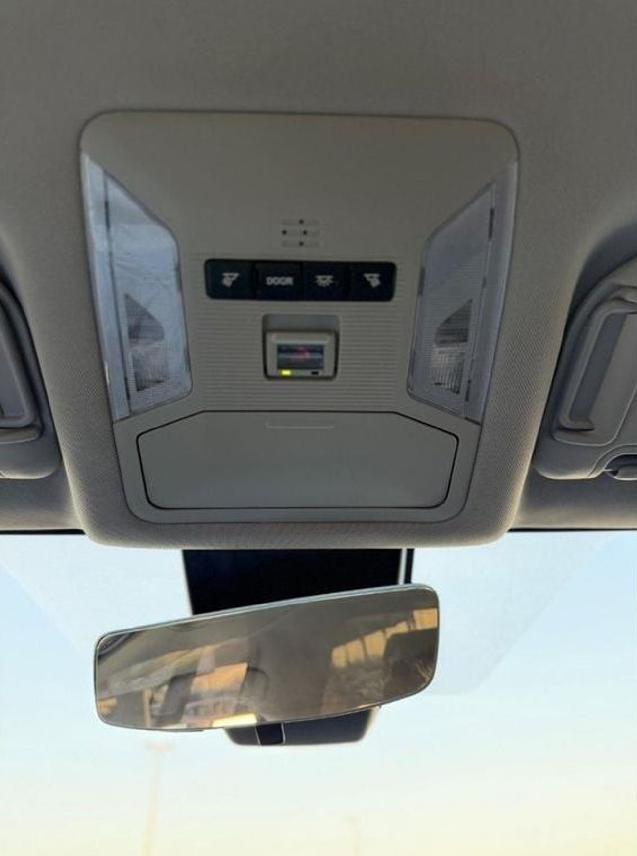 تويوتا راف ٤ 4WD XLE 2.5 push start, leather seats