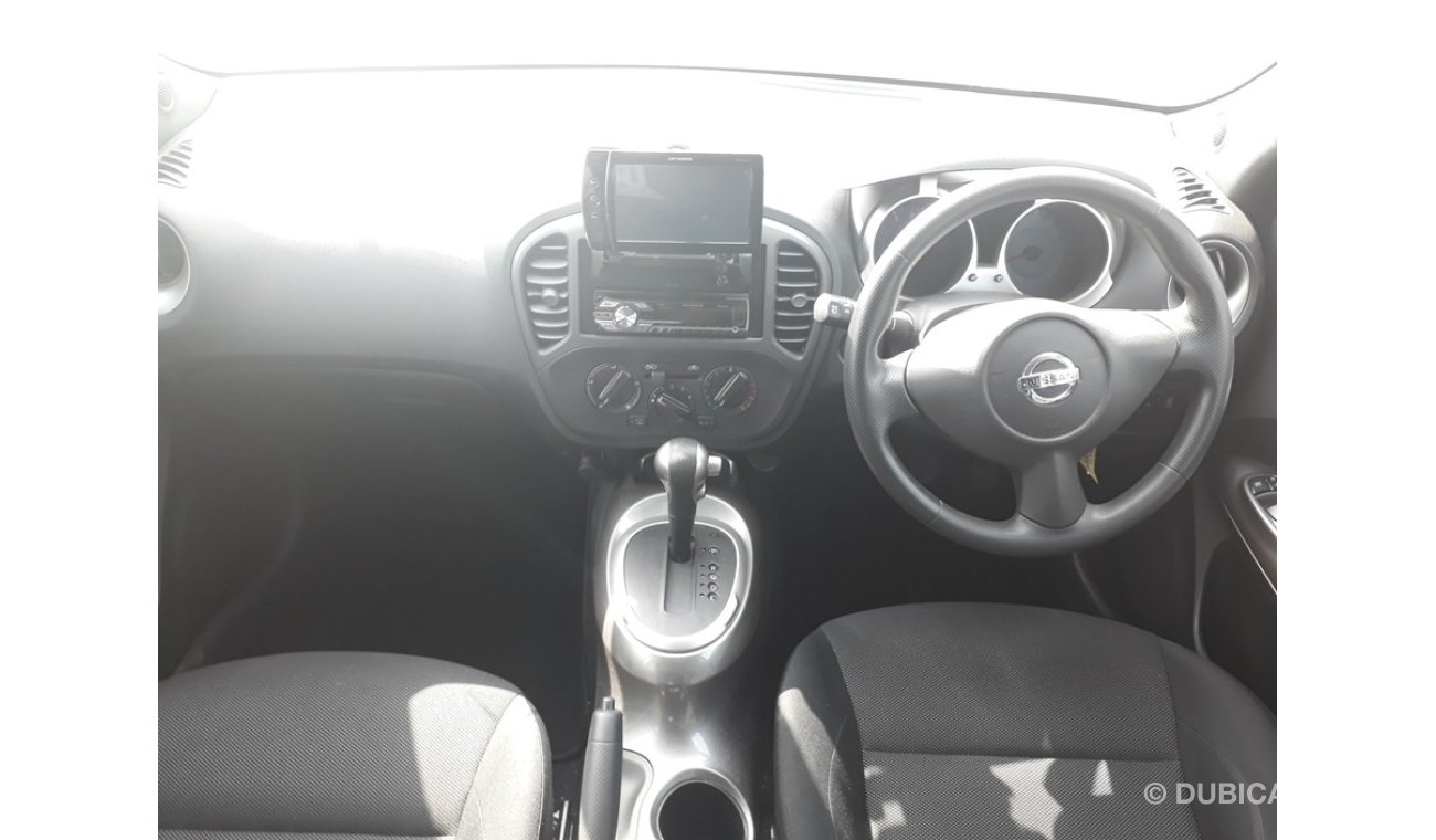 Nissan Juke , 4 cylender , petrole  right hand drive