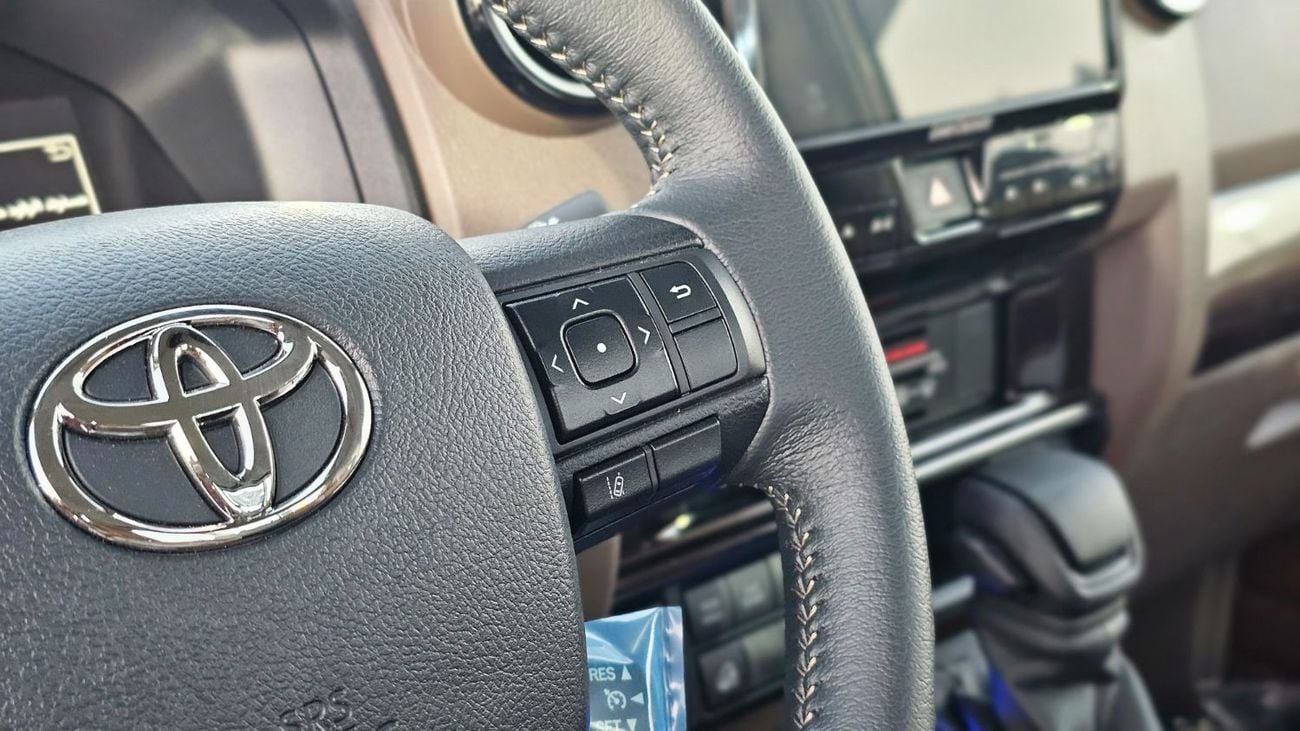 تويوتا لاند كروزر بيك آب Toyota Land Cruiser Pick Up Toyota Land Cruiser Pick Up 4.0L 2026