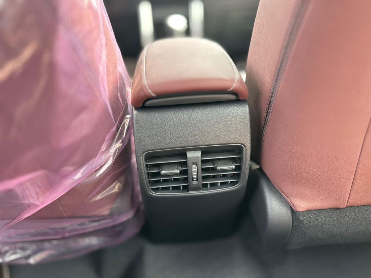 Toyota Corolla Cross TOYOTA COROLLA CROSSOVER 1.8L PET-A/T -FULL - SUNROOF /LTR- 25YM