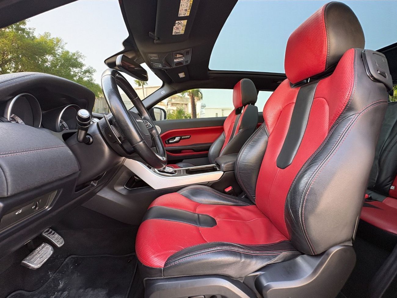 Land Rover Range Rover Evoque SE 2.0L SUV (3 Door) 2.0L I4 A/T | 2012 | GCC SPEC | AED 35,000