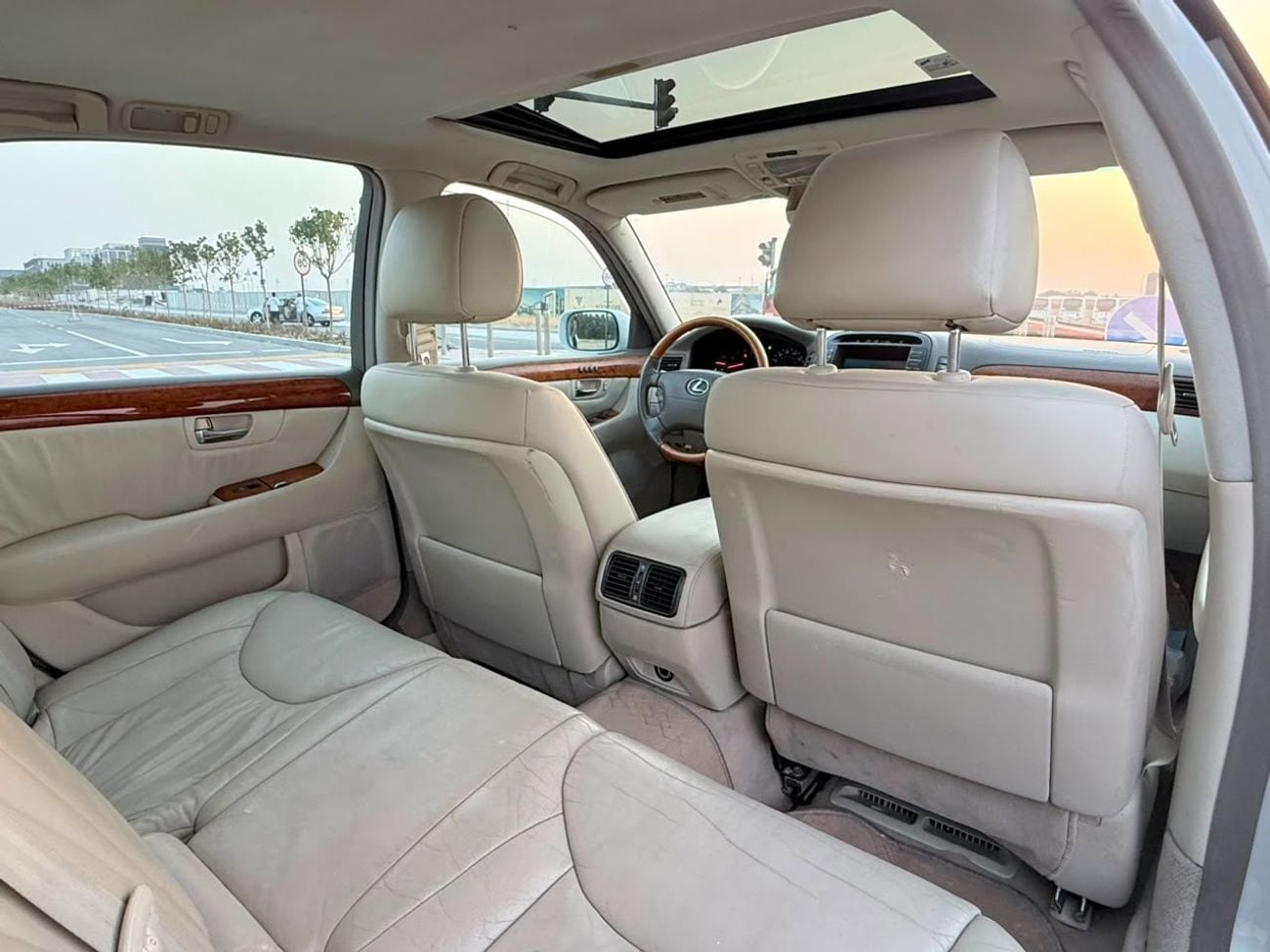 Lexus LS430