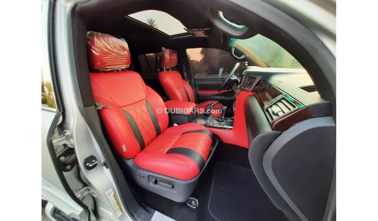 Lexus LX 570 facelifted