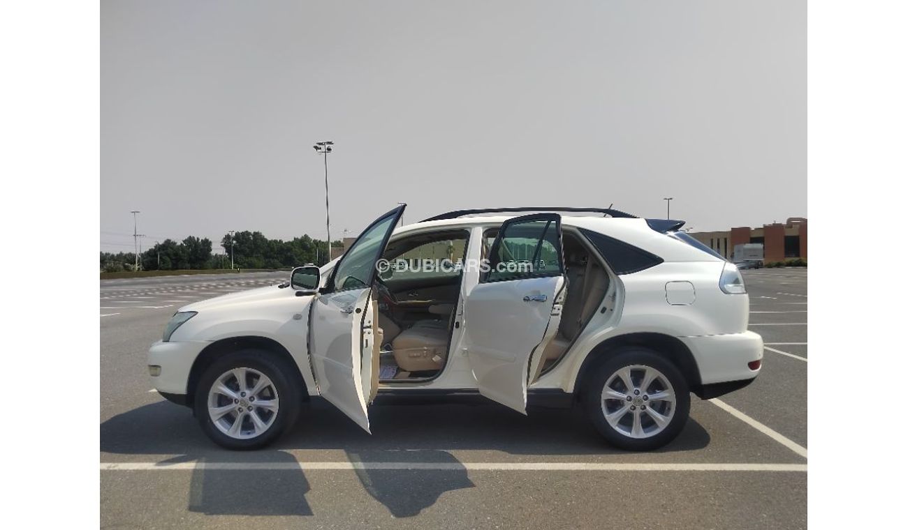 Used Lexus RX350 2008 for sale in Sharjah - 665423
