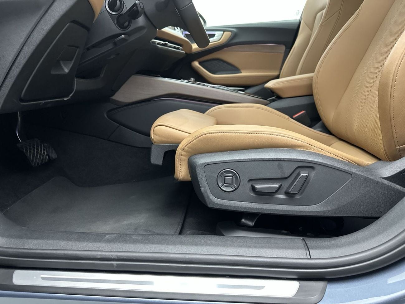 أودي A5 Sedan TFSI 204hp (Ref# 24296)