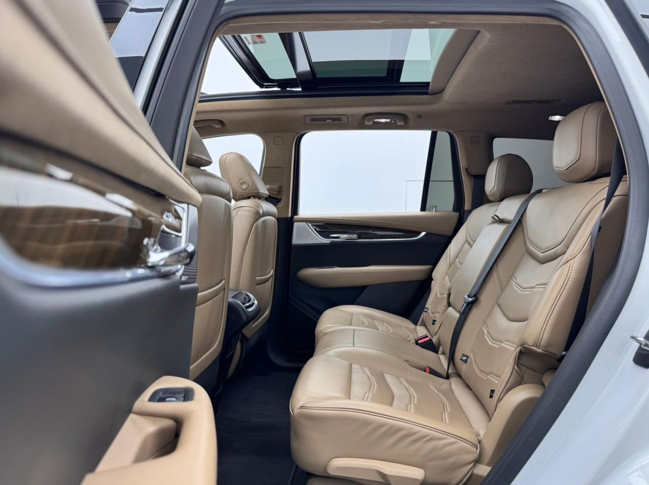 Cadillac XT6 Premium Luxury 3.6L 2020 Cadillac XT6 Premium Luxury, Cadillac Service History, 1 Year Warranty, GCC