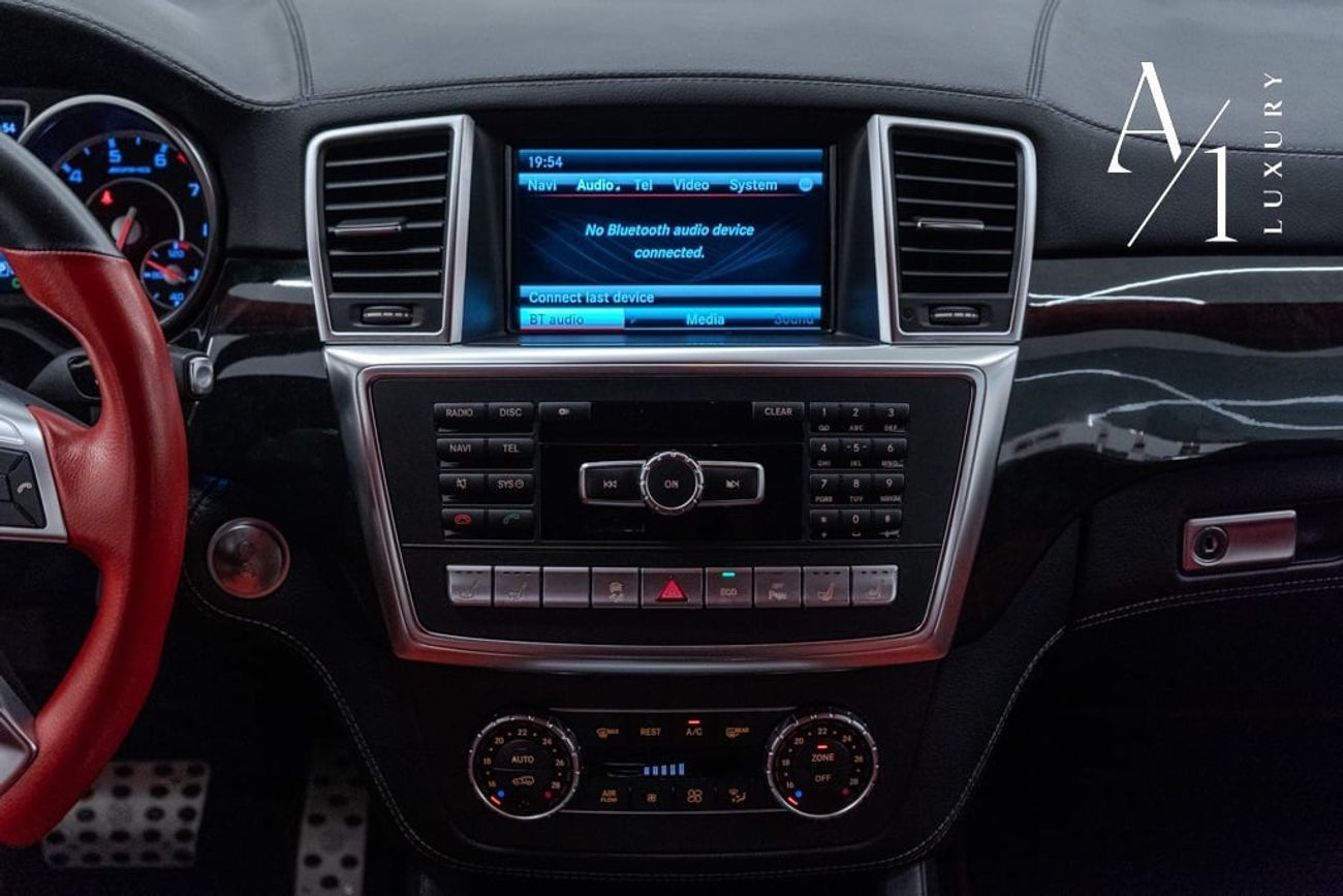 مرسيدس بنز ML 63 AMG Std 5.5L