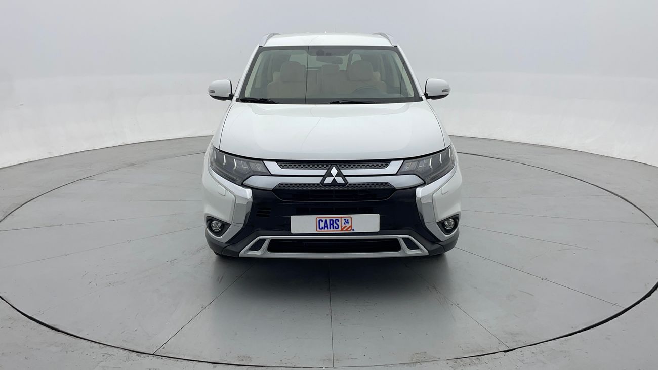 ميتسوبيشي آوتلاندر GLS MID 3 | بدون دفعة مقدمة | اختبار قيادة مجاني للمنزل