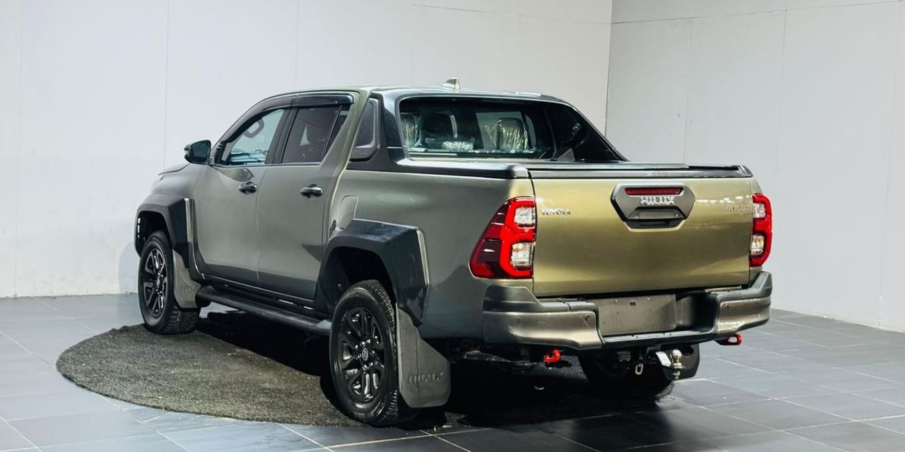 Toyota Hilux DIESEL HILUX ROGUE ,2.8L ,RIGHT HAND HAND DRIVE ,AUTO TRANSMISSION