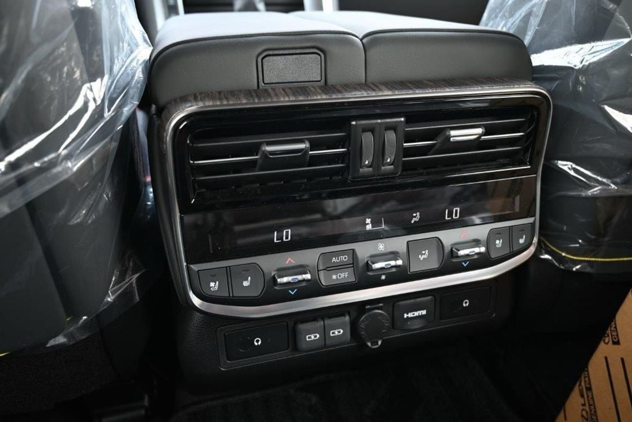 Toyota Land Cruiser VX 3.3L TOYOTA LAND CRUISER 300 VXR V6 3.3L DIESEL TWIN TURBO AUTOMATIC TRANSMISSION