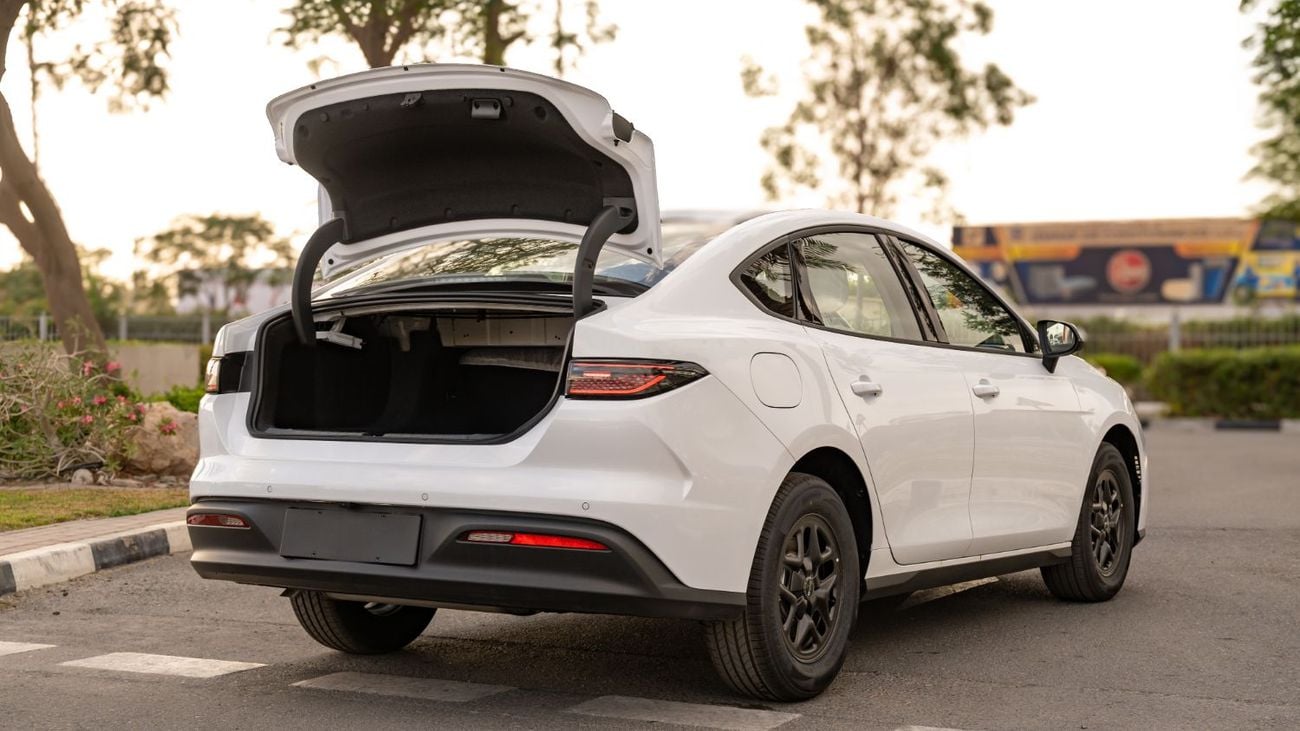 BYD Seal 05 DM-i 2025 | BYD SEAL 05 DMI SMART DRIVE 55KM LUXURY [ EXPORT ONLY ]