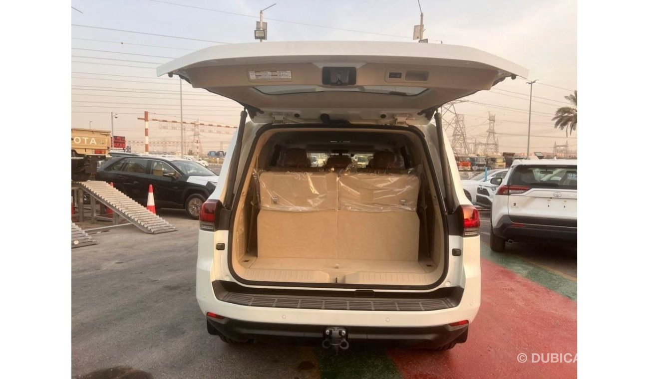 تويوتا لاند كروزر Toyota Land Cruiser VX 2022 Model 3.5L Petrol  White  Color