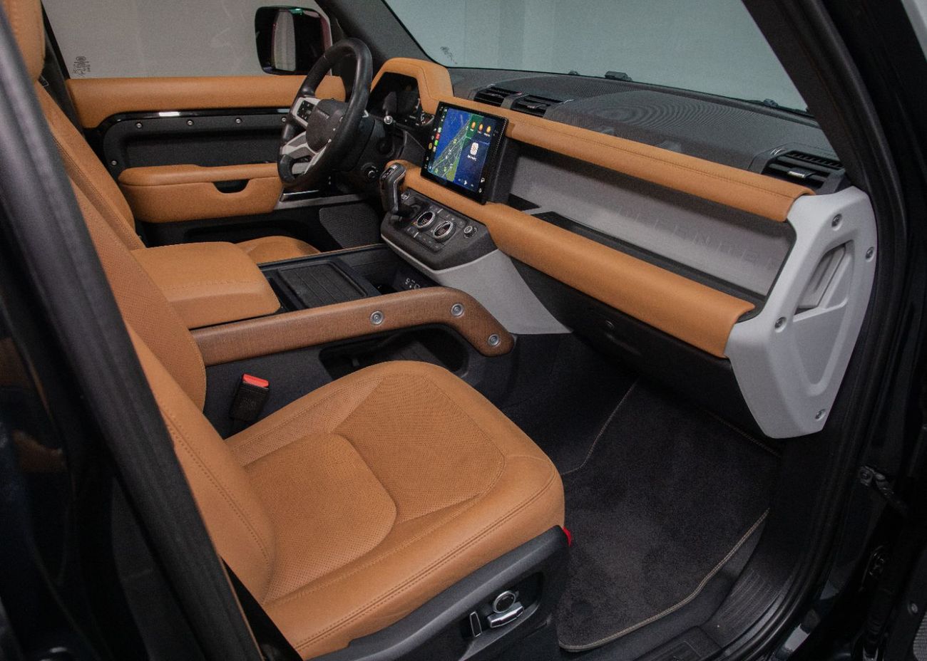 Land Rover Defender 130 HSE P400