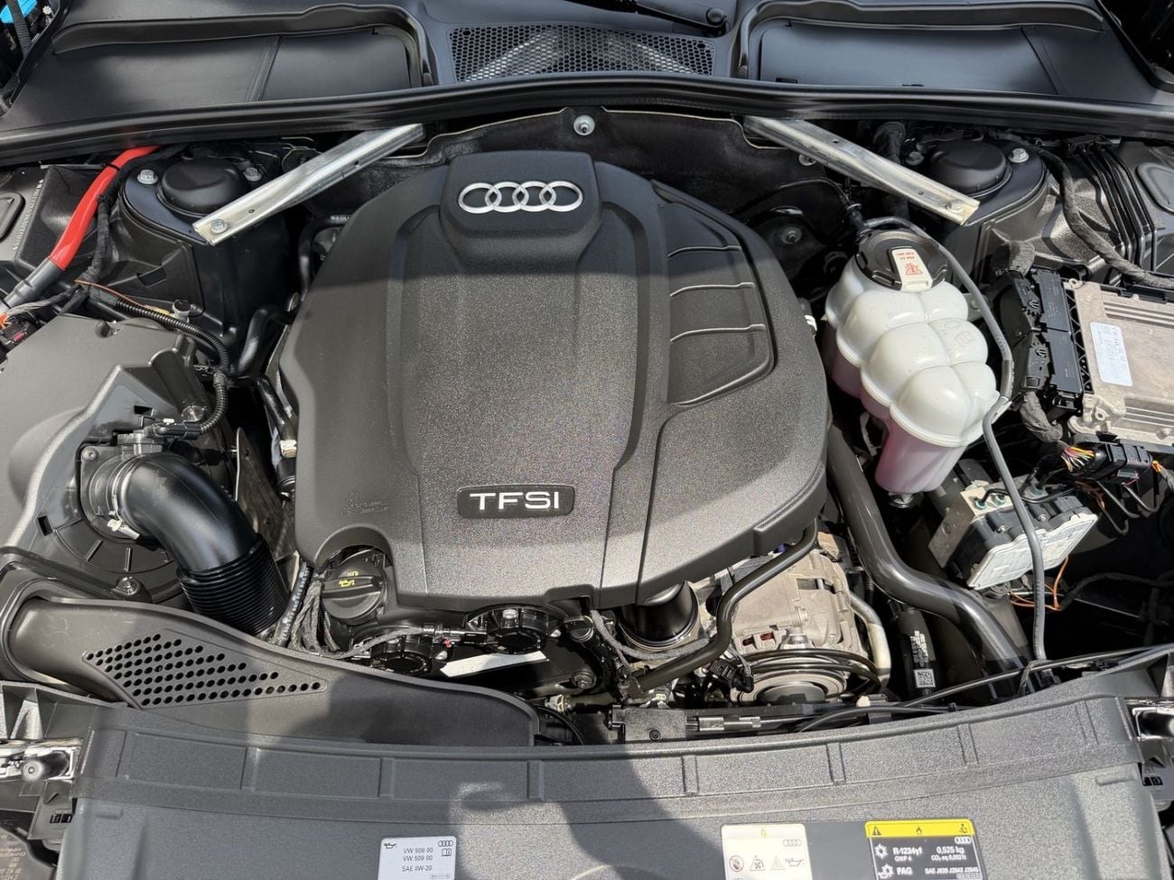 Audi A4 35 TFSI S-LINE