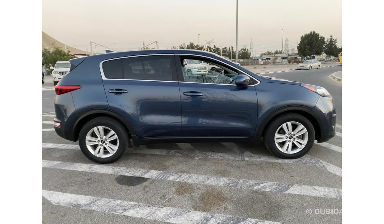 Kia Sportage 2017 KIA SPORTAGE FE MID OPTION