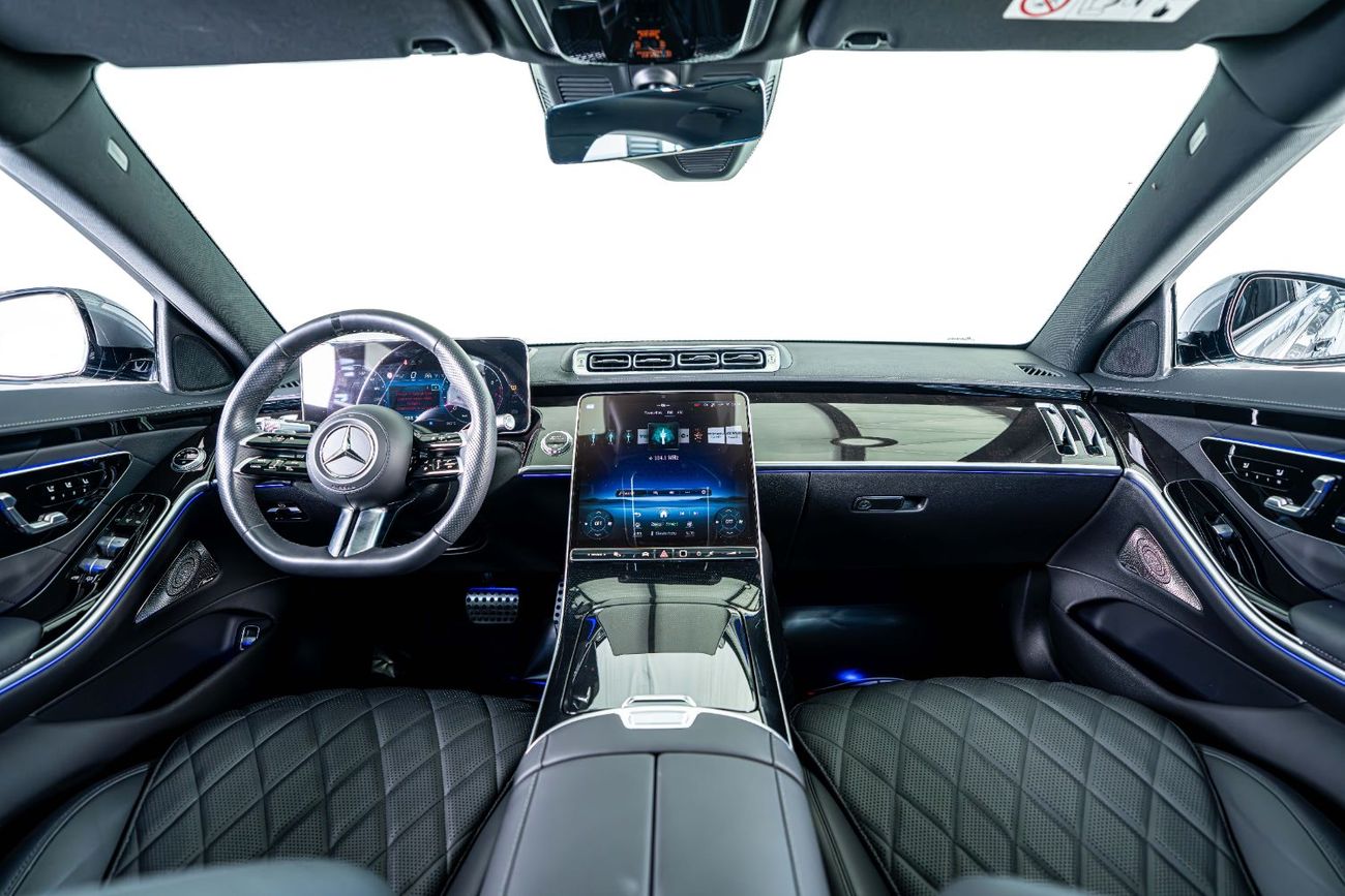 Mercedes-Benz S 550  S500 L 4 Matic-Low Mileage-Full Options-Premium Metallic Exclusive Paint