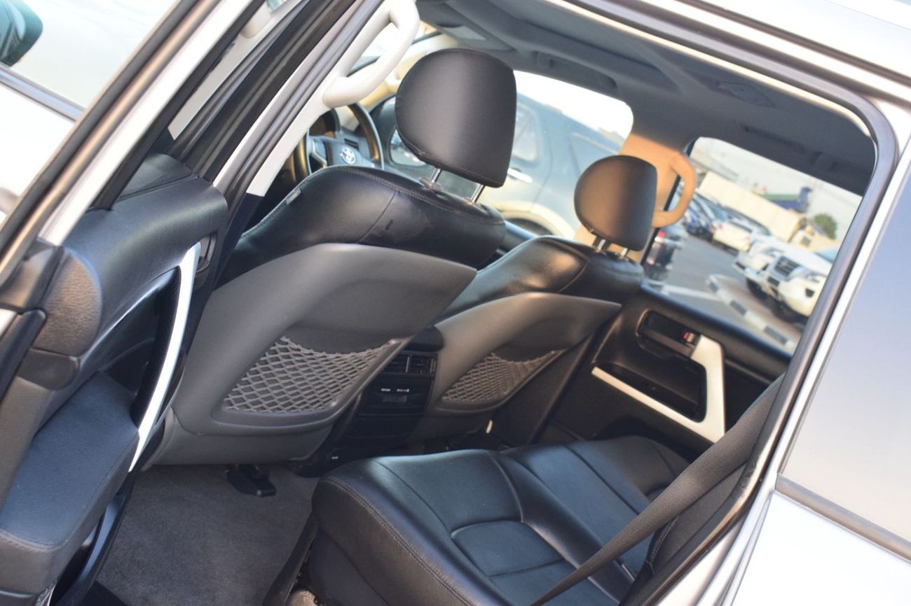 تويوتا لاند كروزر Toyota Landcruiser VXR Diesel RHD V8 Full Option