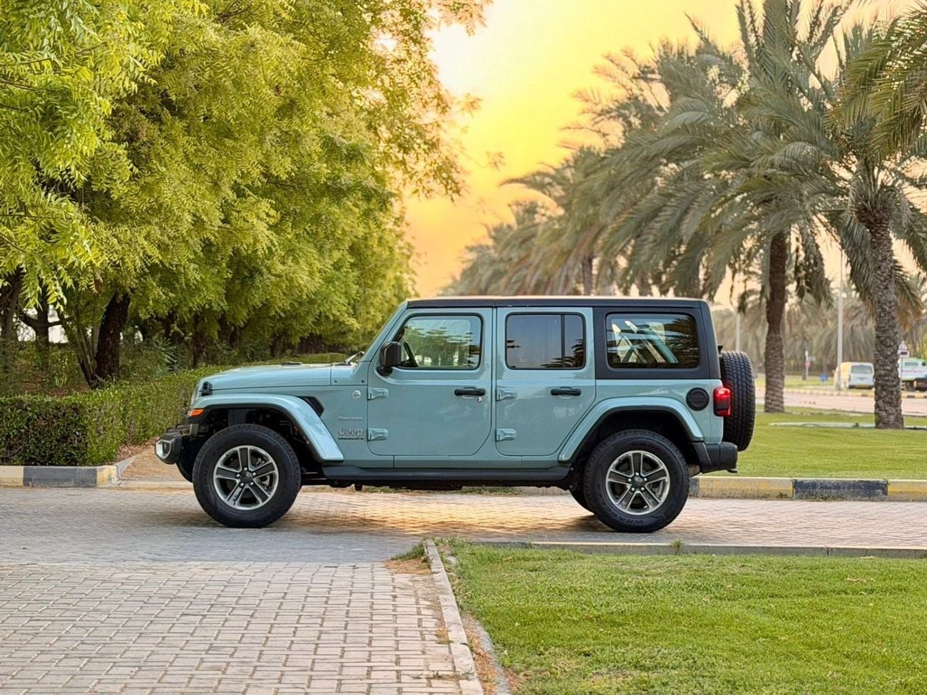 Jeep Wrangler SAHARA