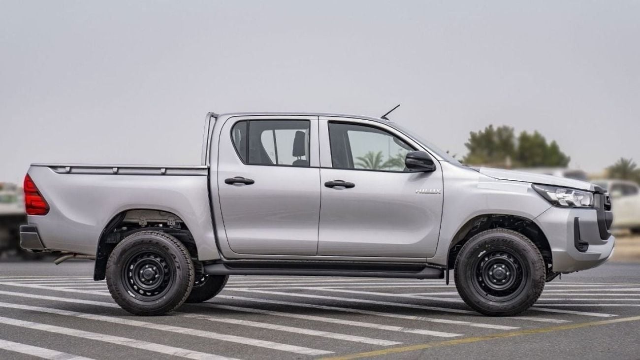تويوتا هيلوكس GL Hilux mid option 2.4L diesel MY25 FOR EXPORT ONLY