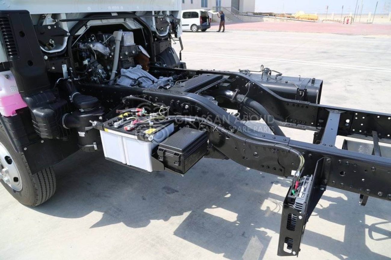 ميتسوبيشي كانتر فان CHASSIS 3TON SC 100L TANK (4X4) DIESEL, MY24