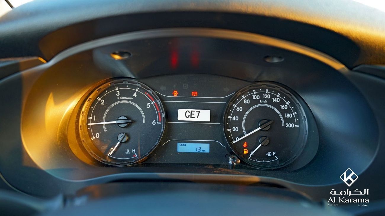 Toyota Hilux D-4D | Manual Transmission | Bed Liner | 6 Seater | GCC Specs | Zero KM