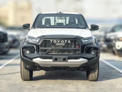 تويوتا هيلوكس GR Sport 4.0L