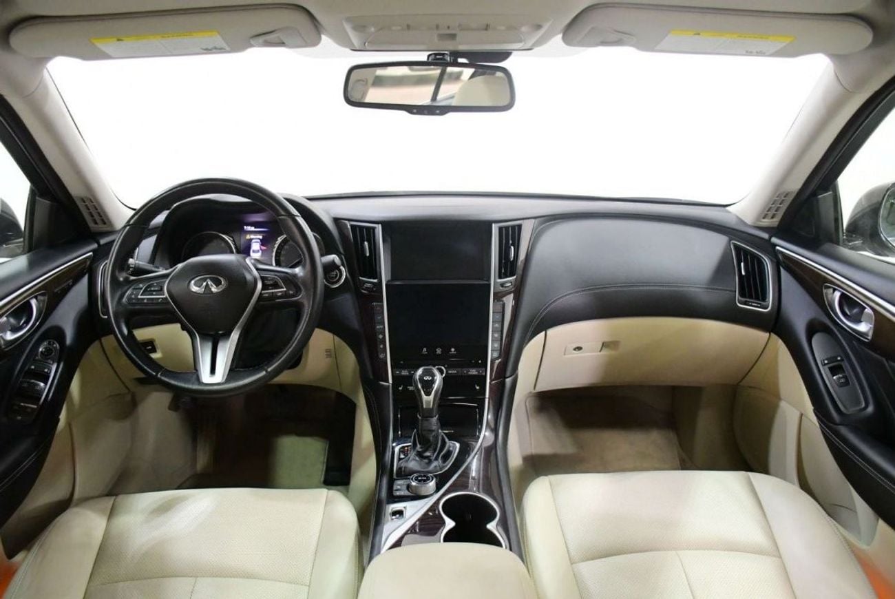 إنفينيتي Q50 لاكس لاكس